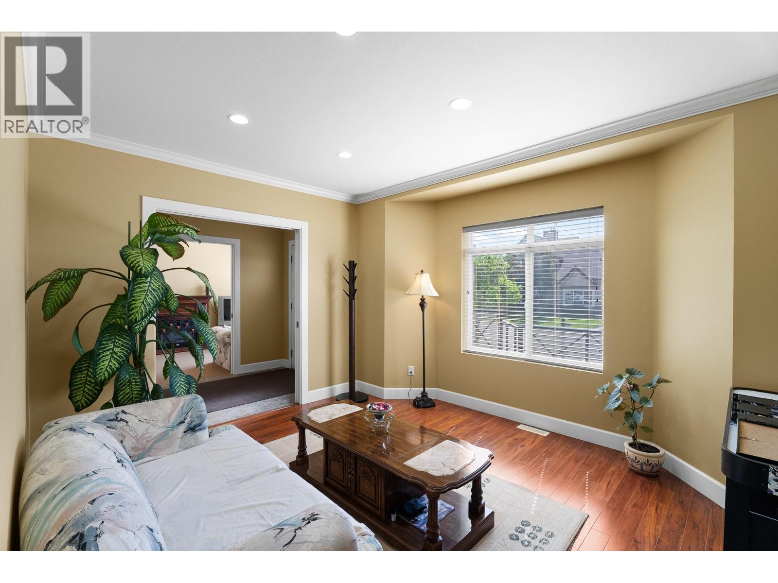 2625 Forksdale Avenue - 9