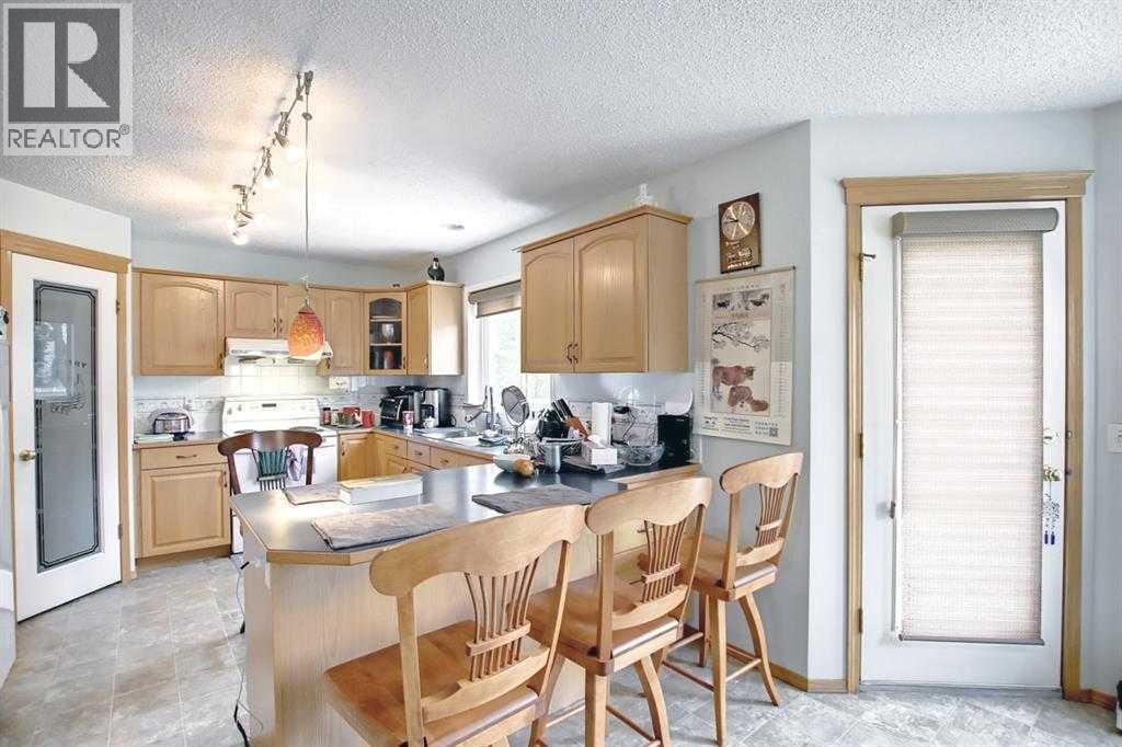 Single Family House for Sale in  Hidden Valley Drive NW Hidden Valley Calgary 