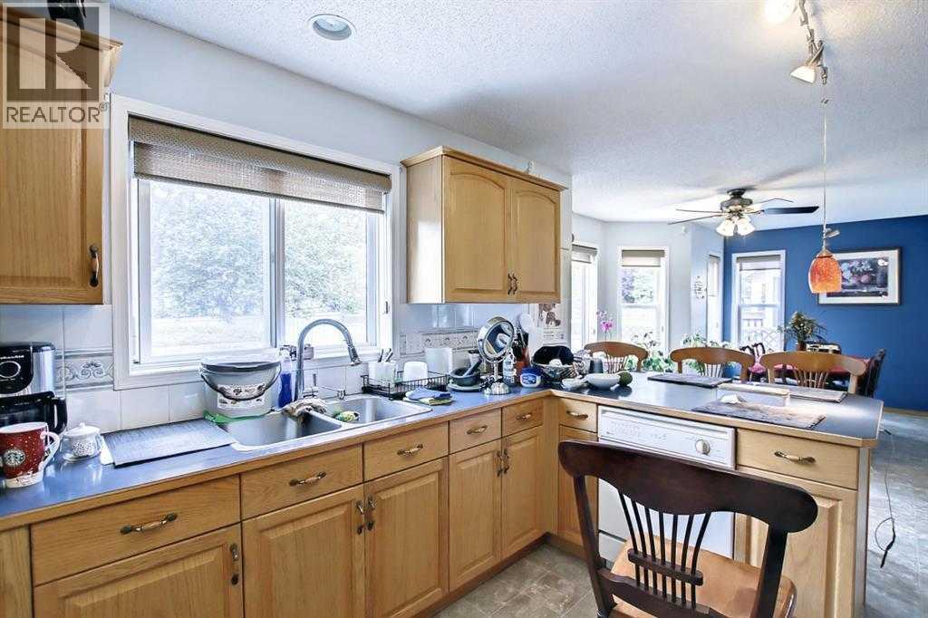 Single Family House for Sale in  Hidden Valley Drive NW Hidden Valley Calgary 