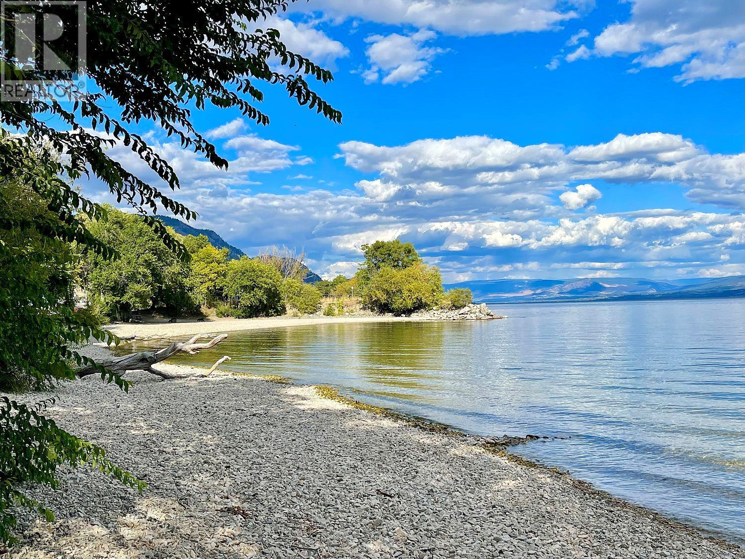  5992 Princess Street, Peachland