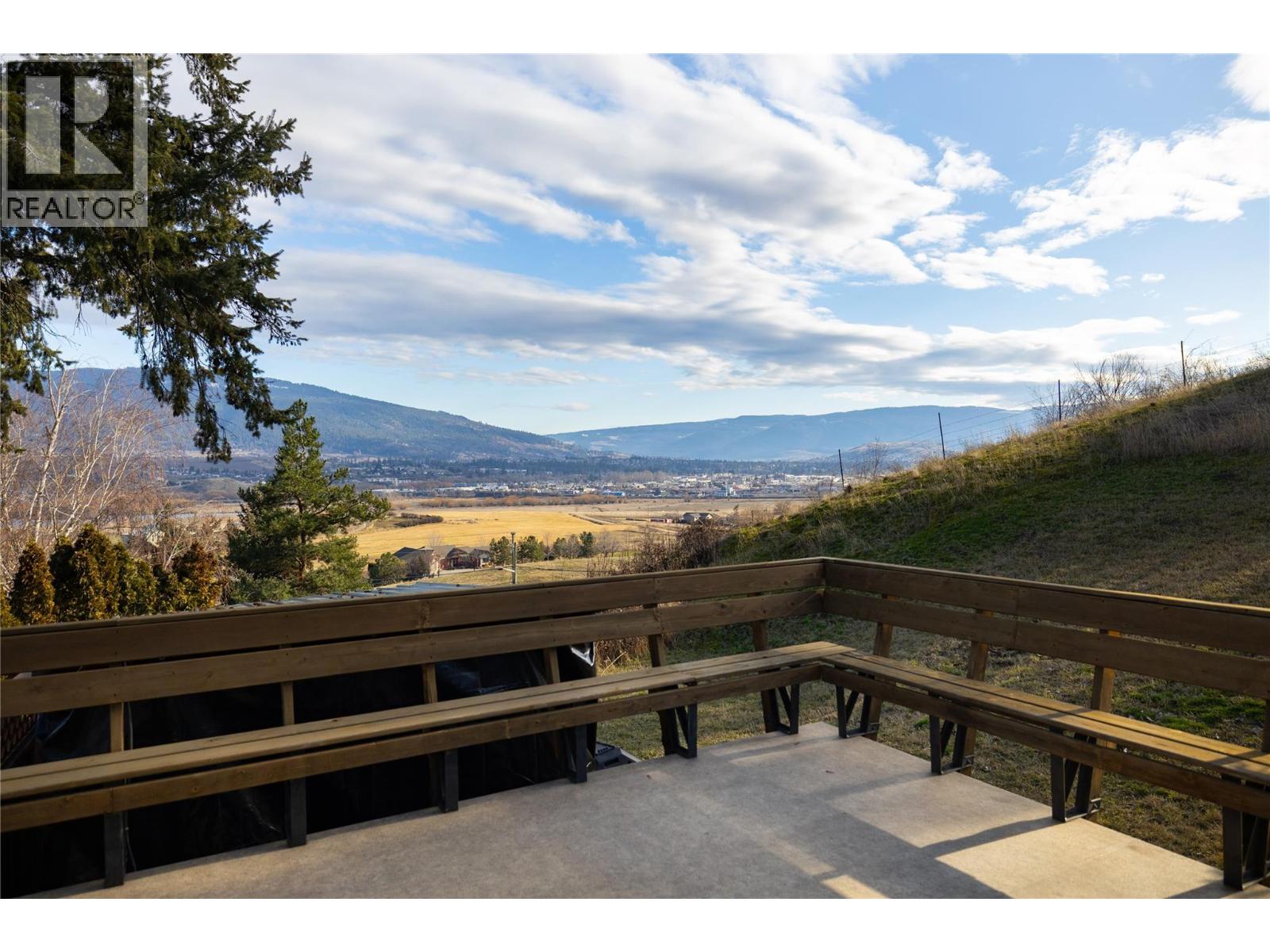  6424 Goose Lake Road, Vernon