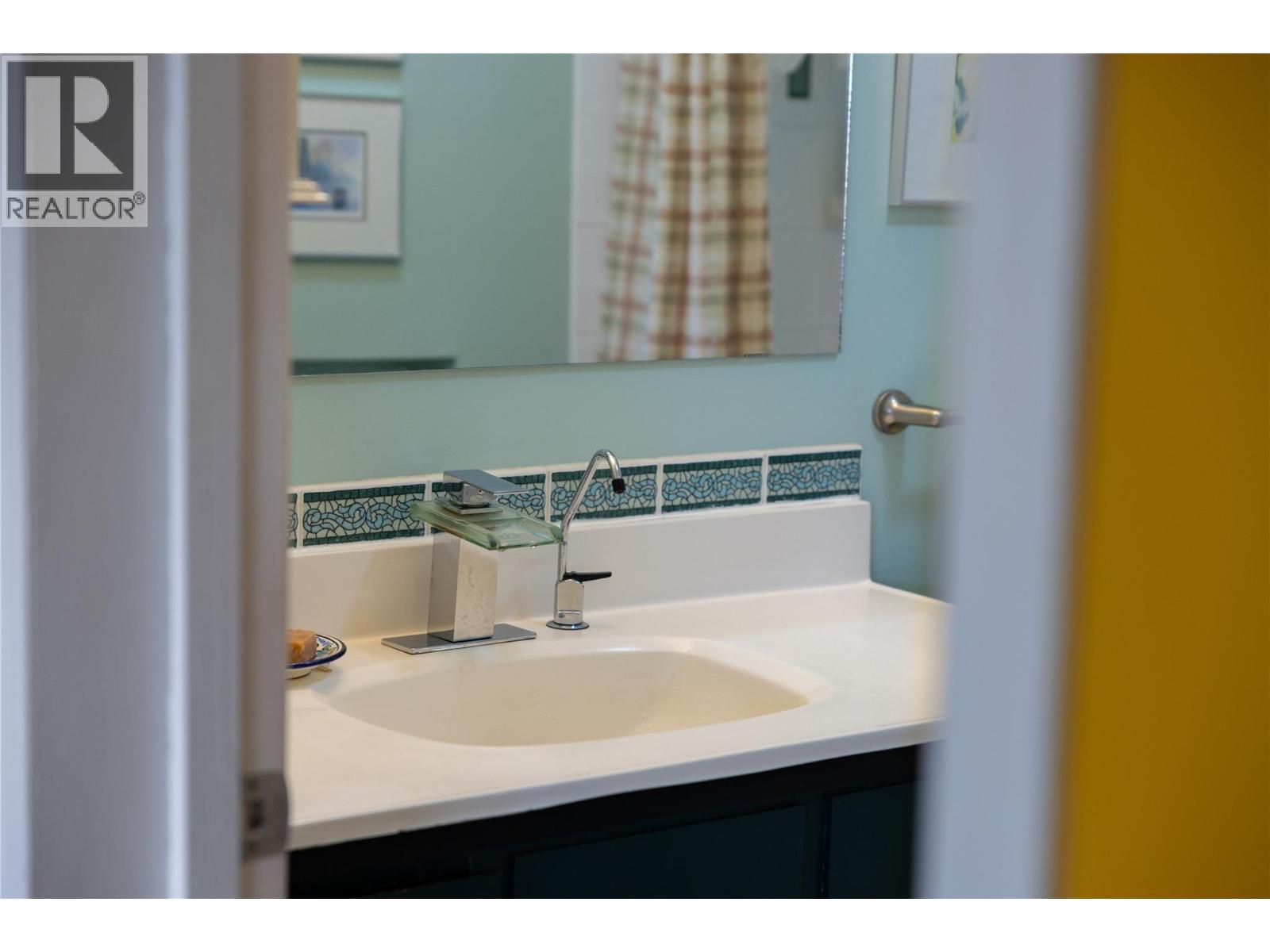  6424 Goose Lake Road, Vernon