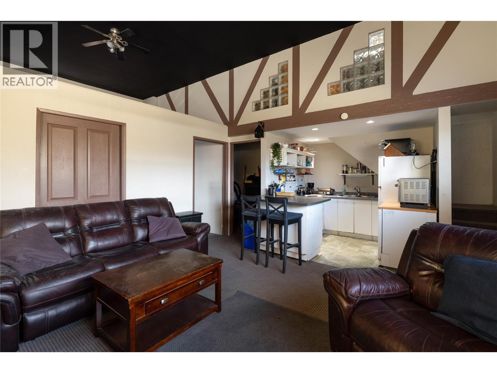  6424 Goose Lake Road, Vernon