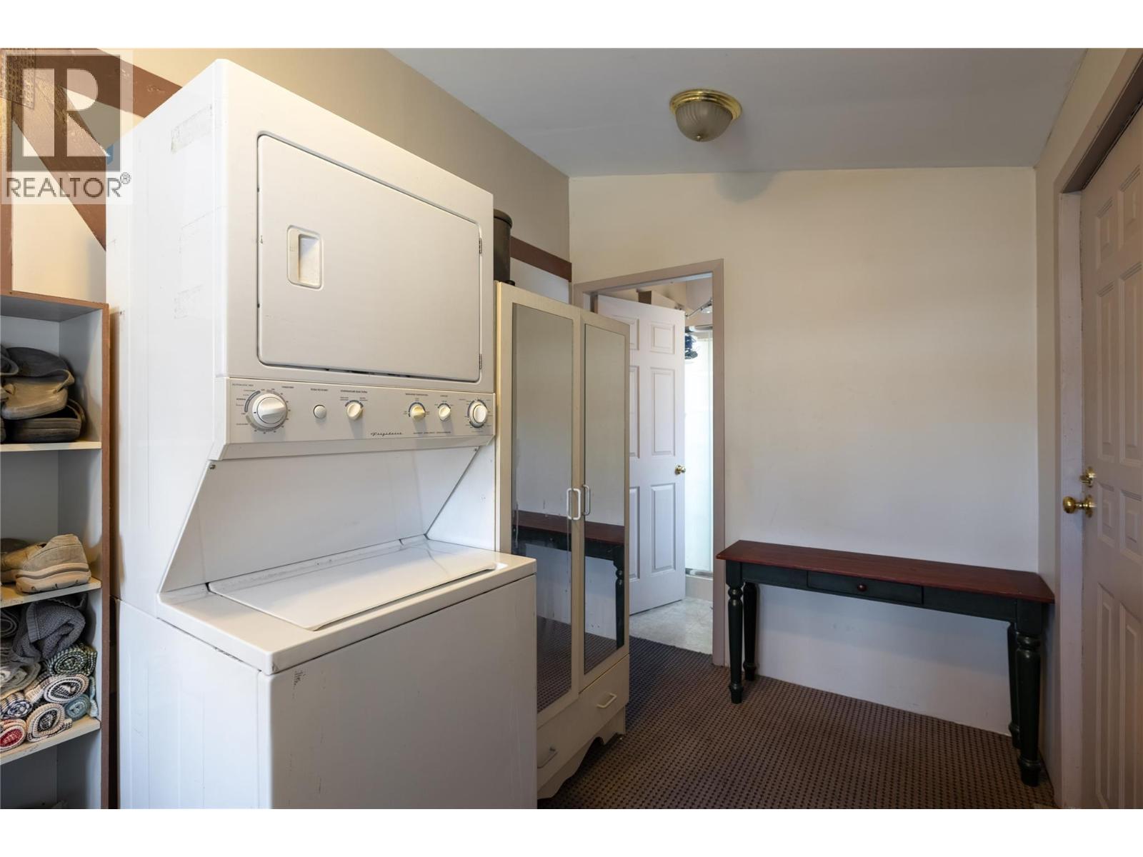  6424 Goose Lake Road, Vernon