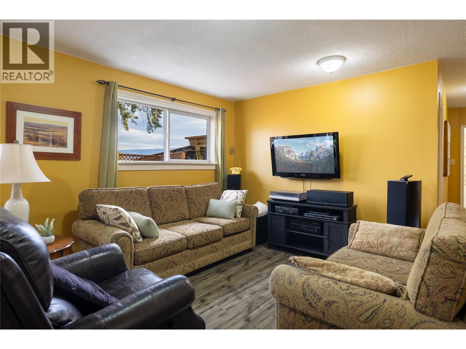  6424 Goose Lake Road, Vernon