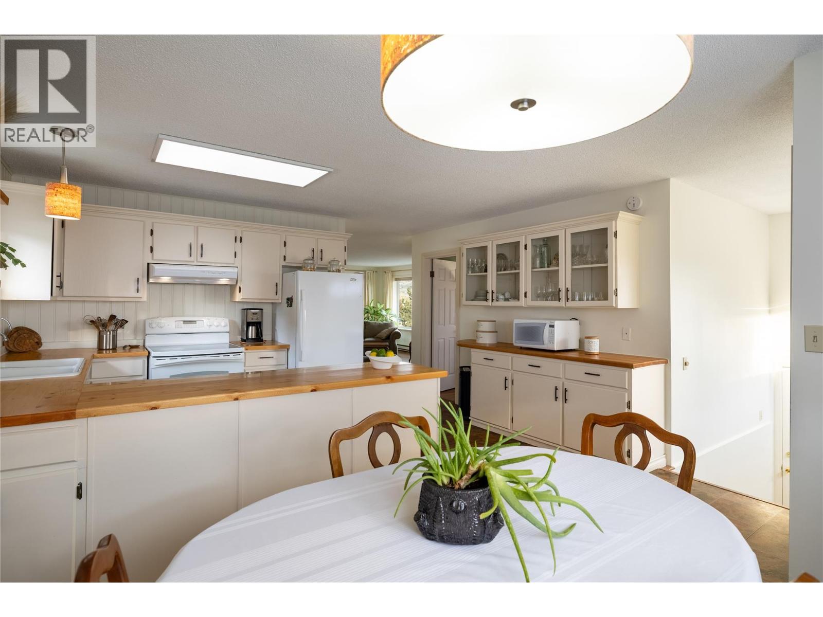  6424 Goose Lake Road, Vernon