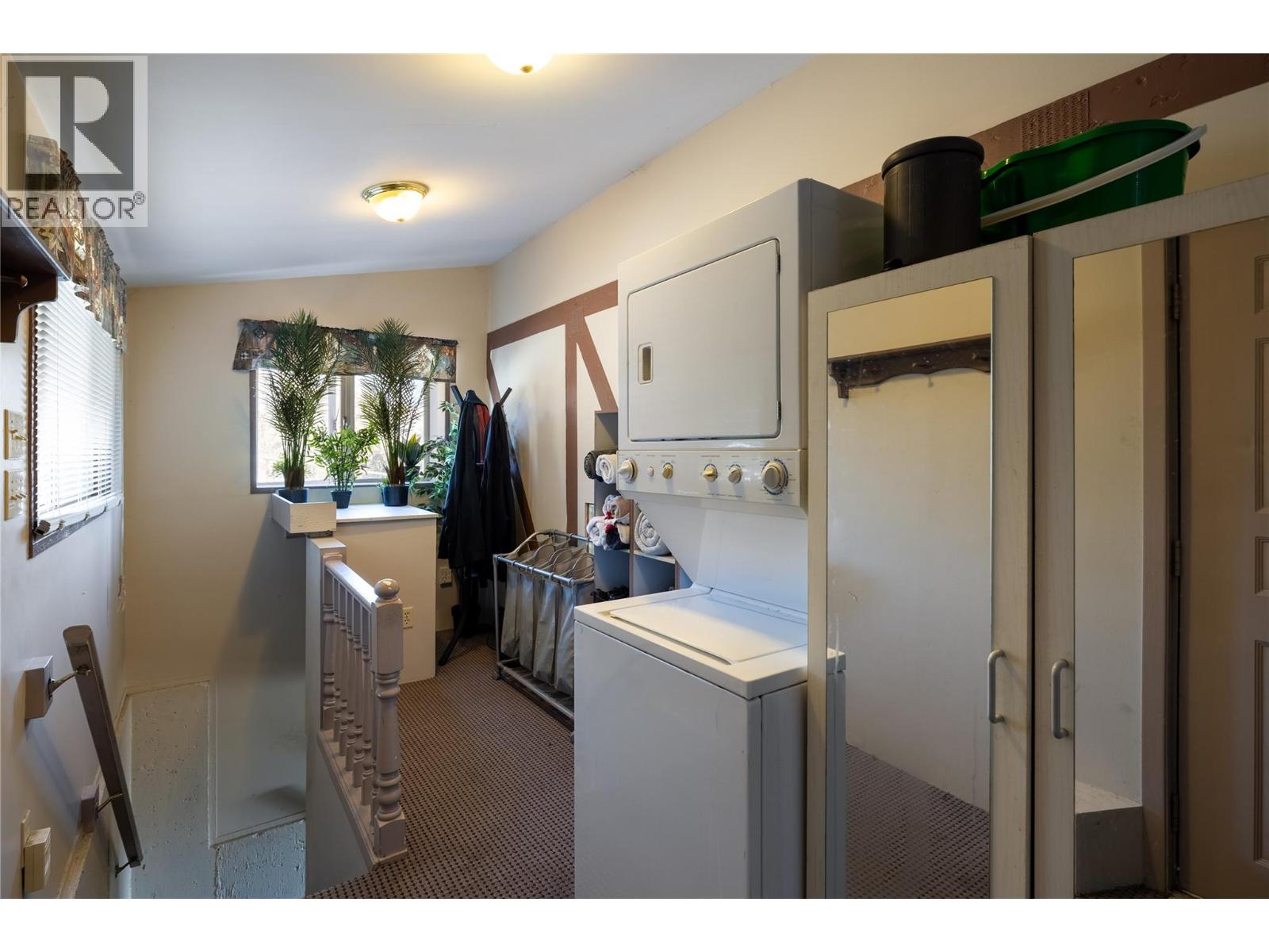  6424 Goose Lake Road, Vernon