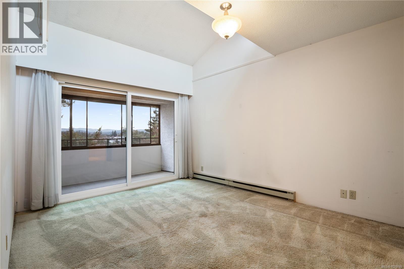 406 853 Selkirk Ave, Esquimalt