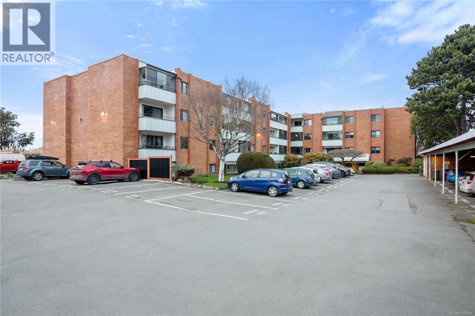 406 853 Selkirk Ave, Esquimalt