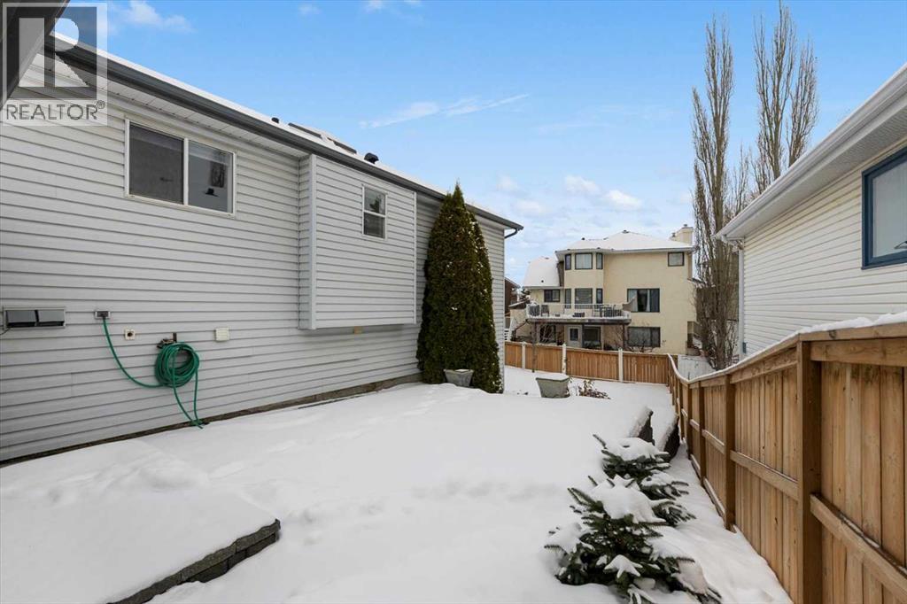 Single Family House Bi-level for Sale in  Scurfield Drive NW Scenic Acres Calgary 