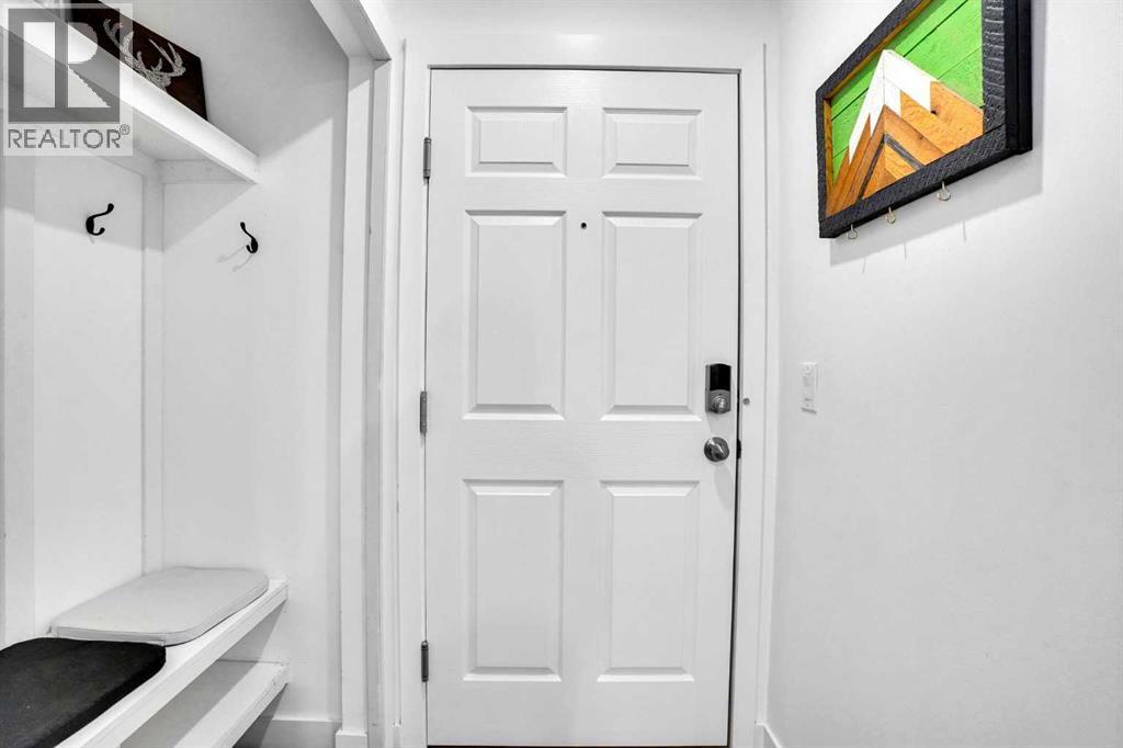 Single Family House for Sale in    Avenue SW Sunalta Calgary 