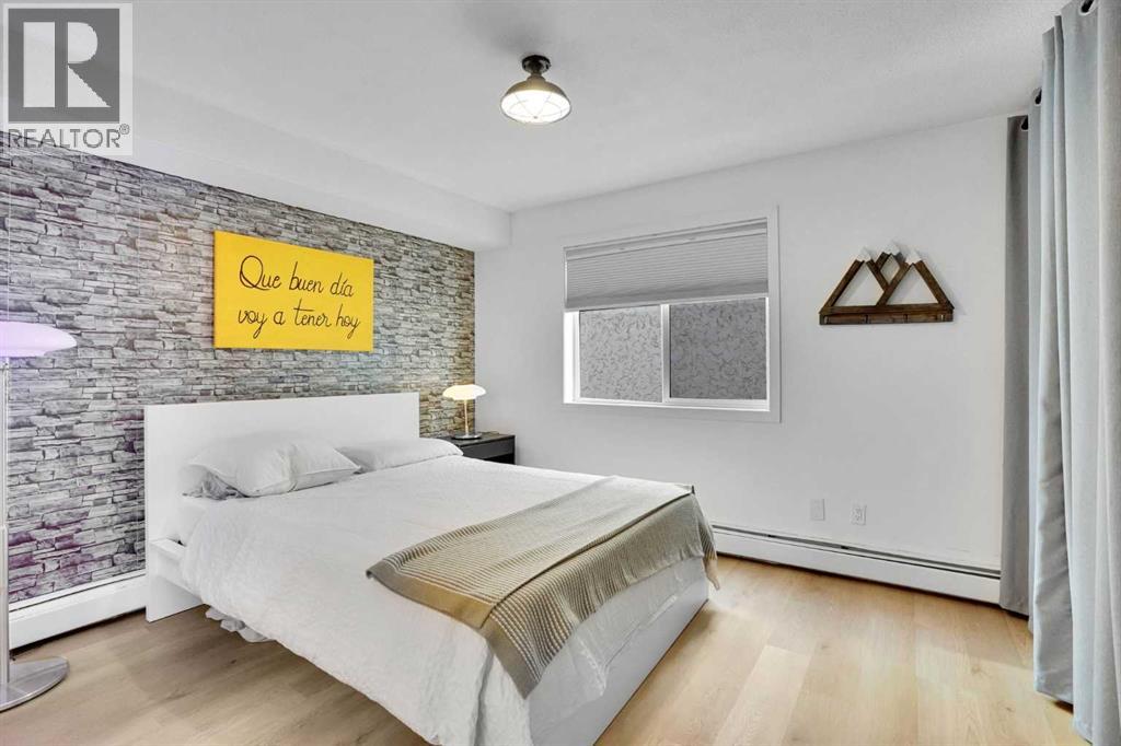 Single Family House for Sale in    Avenue SW Sunalta Calgary 