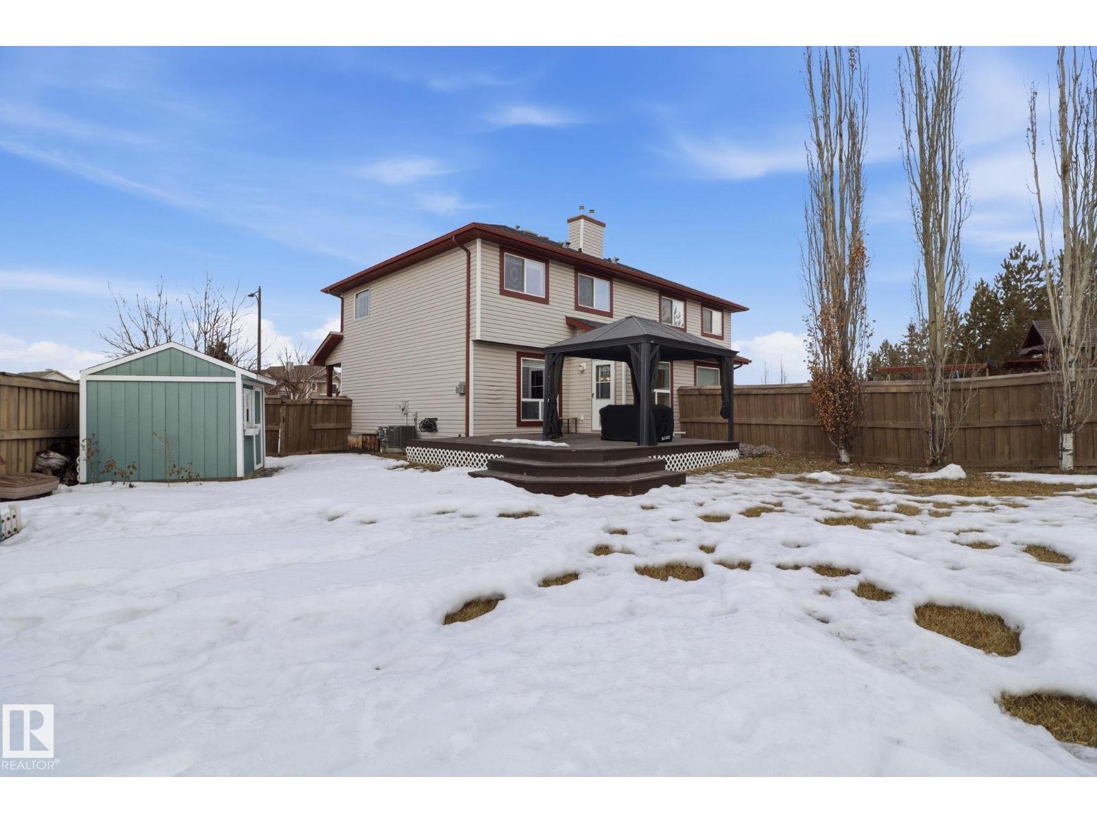 9037 Scott CR NW, Edmonton