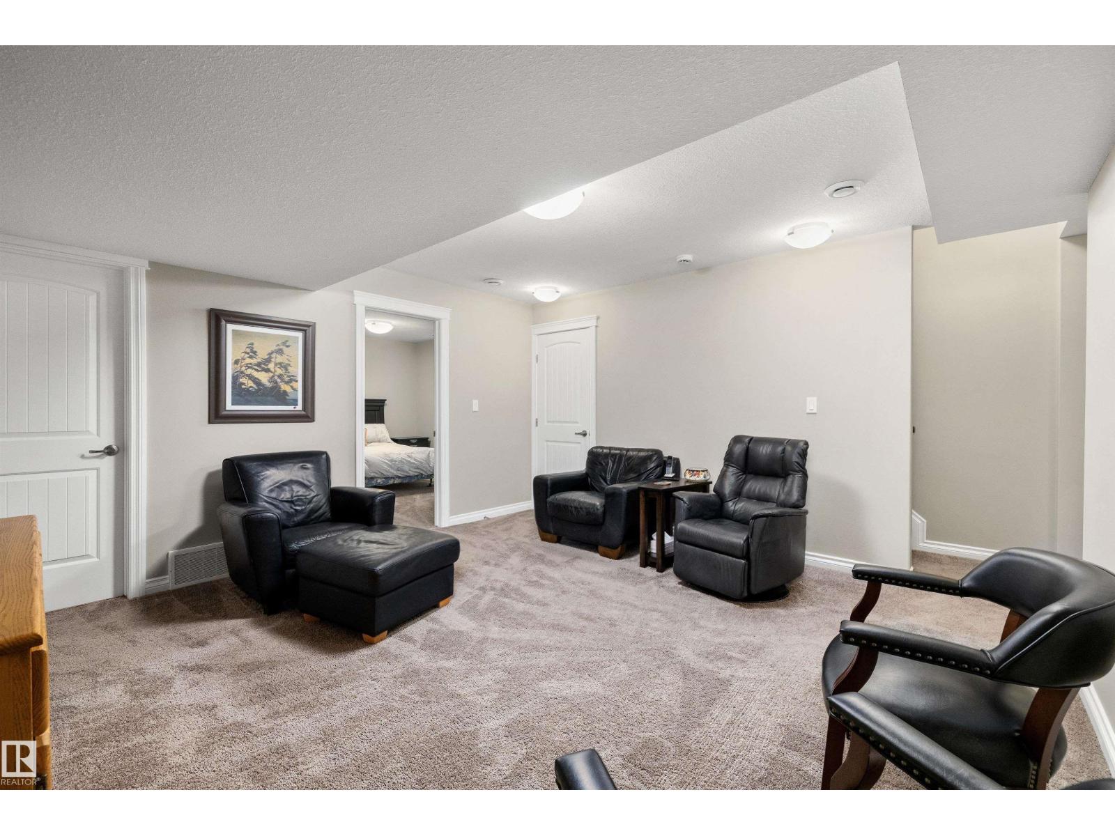 19 GILMORE WY, Spruce Grove