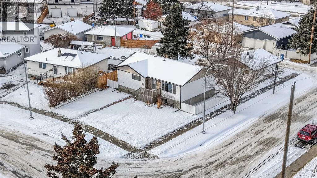 Single Family House Bungalow for Sale in  Bowglen Road NW Bowness Calgary 