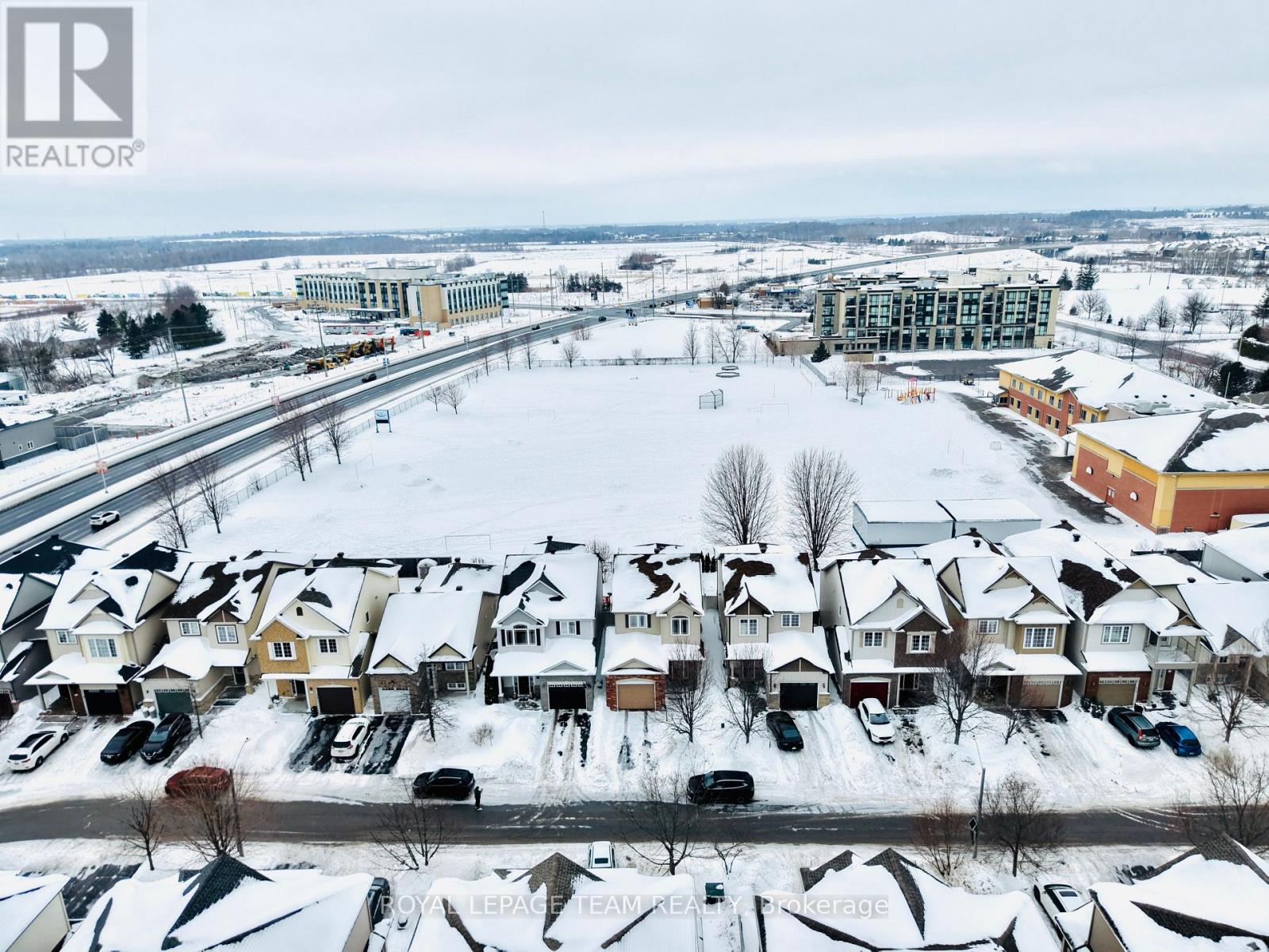 276 Harthill photo 3