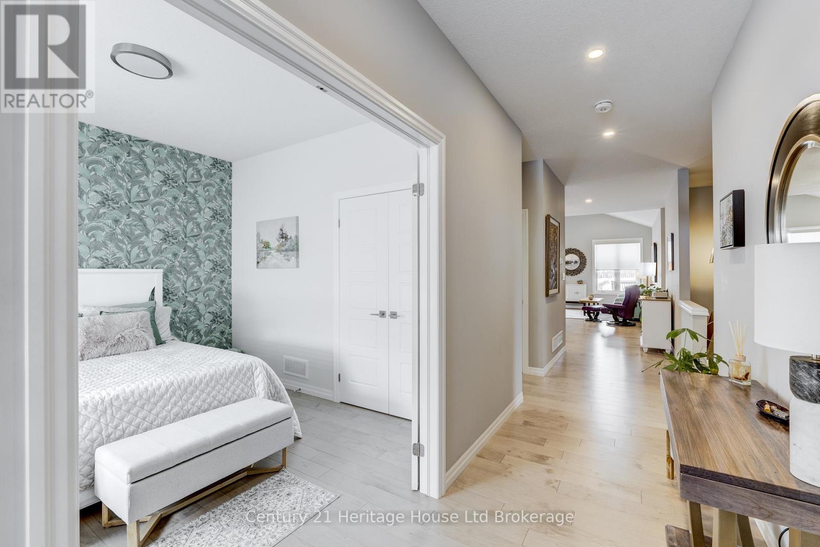 29 KEBA CRESCENT - Photo 3 of 49, Tillsonburg, Ontario