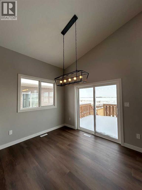 Single Family House Bi-level for Sale in   Avenue Westgate Grande Prairie 