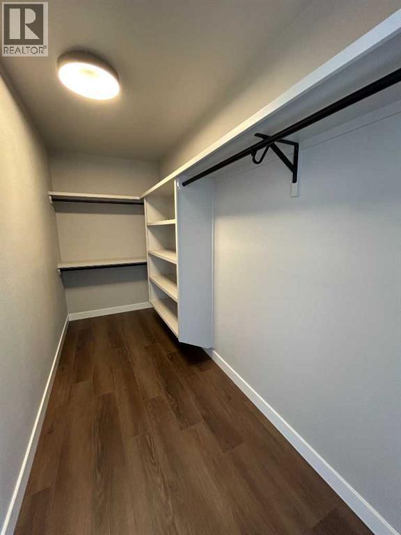 Single Family House Bi-level for Sale in   Avenue Westgate Grande Prairie 