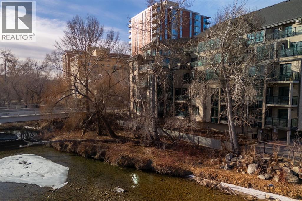 Single Family House for Sale in    Avenue SW Mission Calgary 