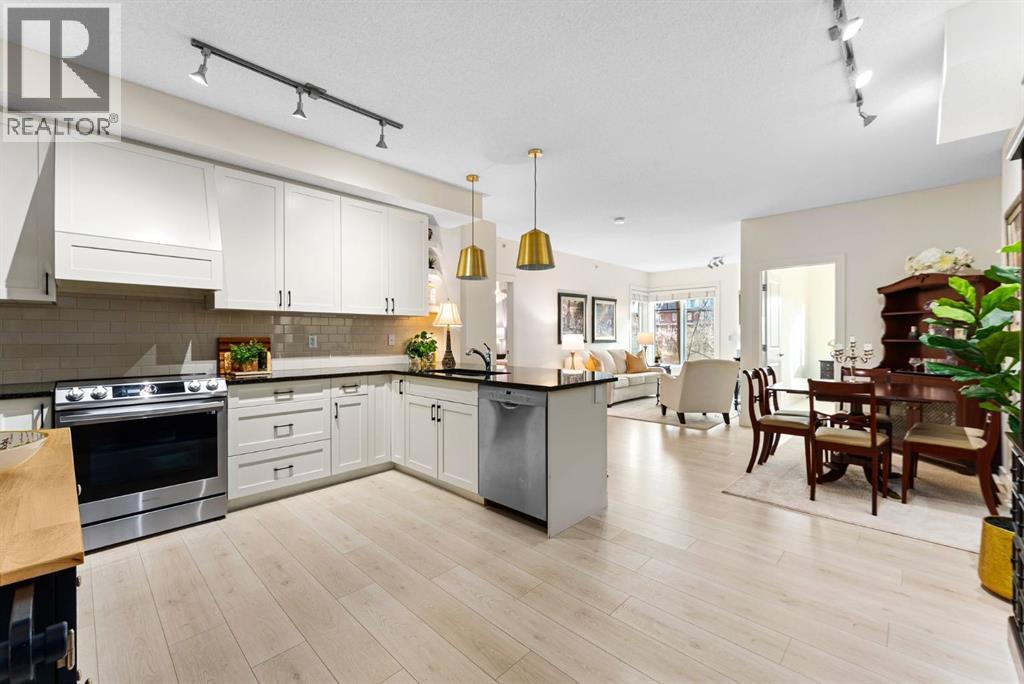 Single Family House for Sale in    Avenue SW Mission Calgary 