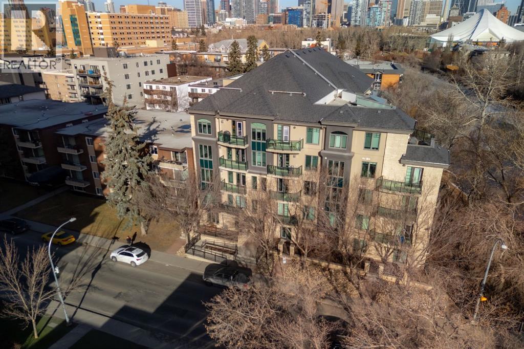 Single Family House for Sale in    Avenue SW Mission Calgary 