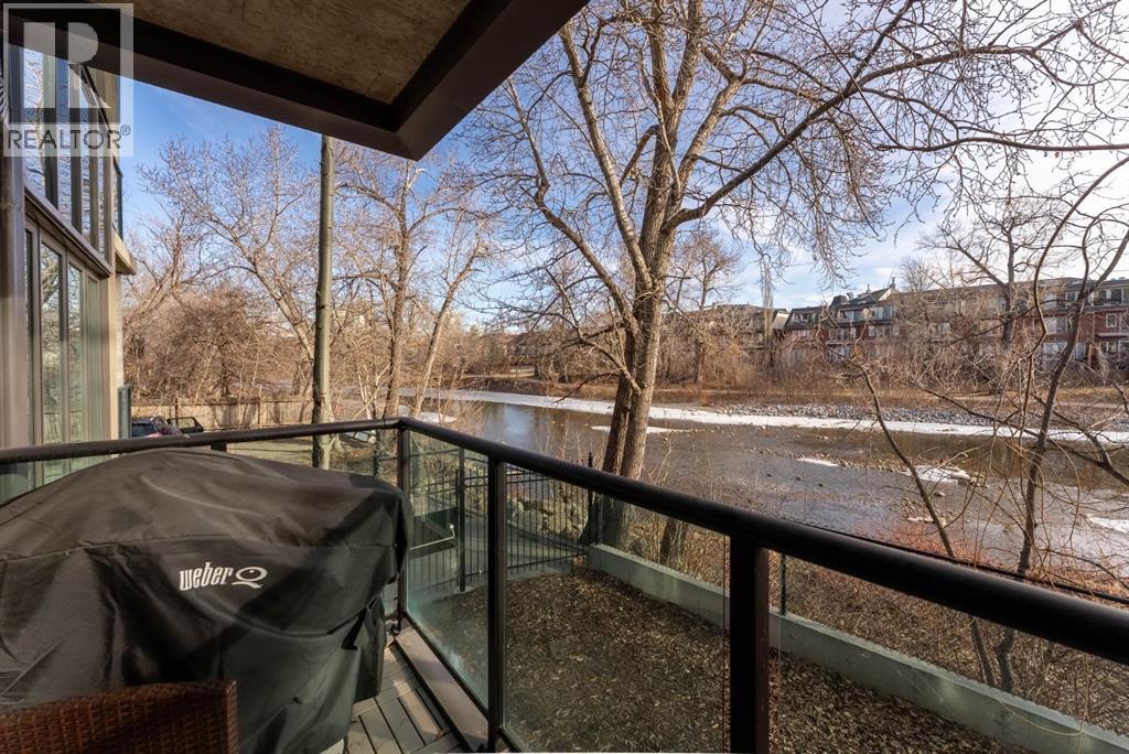 Single Family House for Sale in    Avenue SW Mission Calgary 