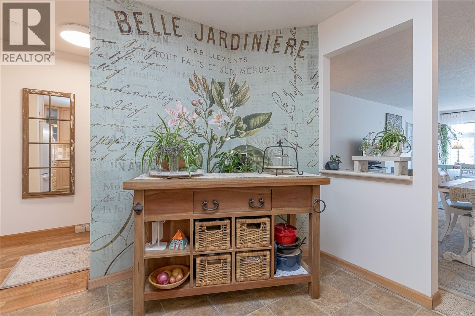 203 354 Morison Ave, Parksville