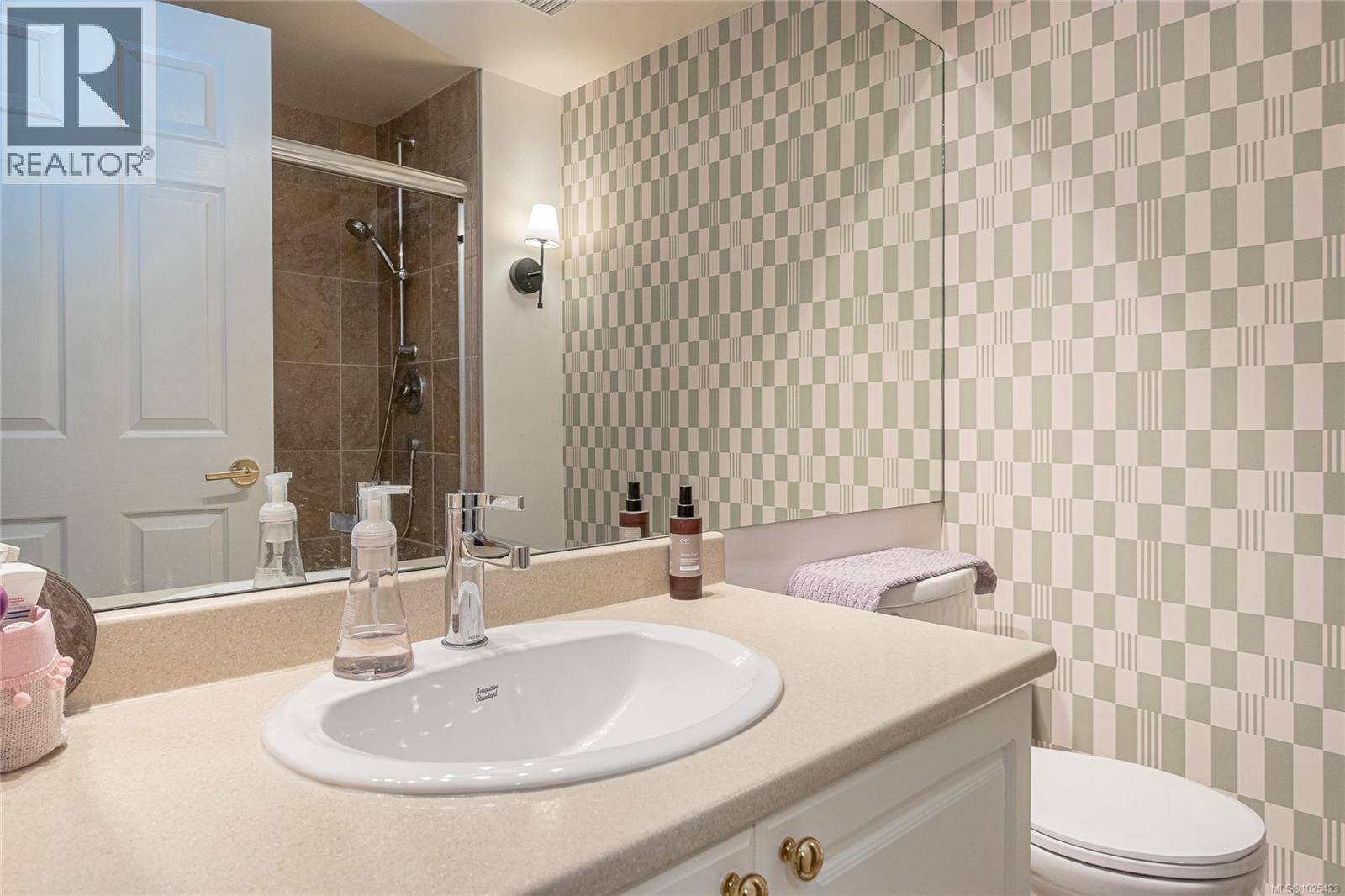 203 354 Morison Ave, Parksville