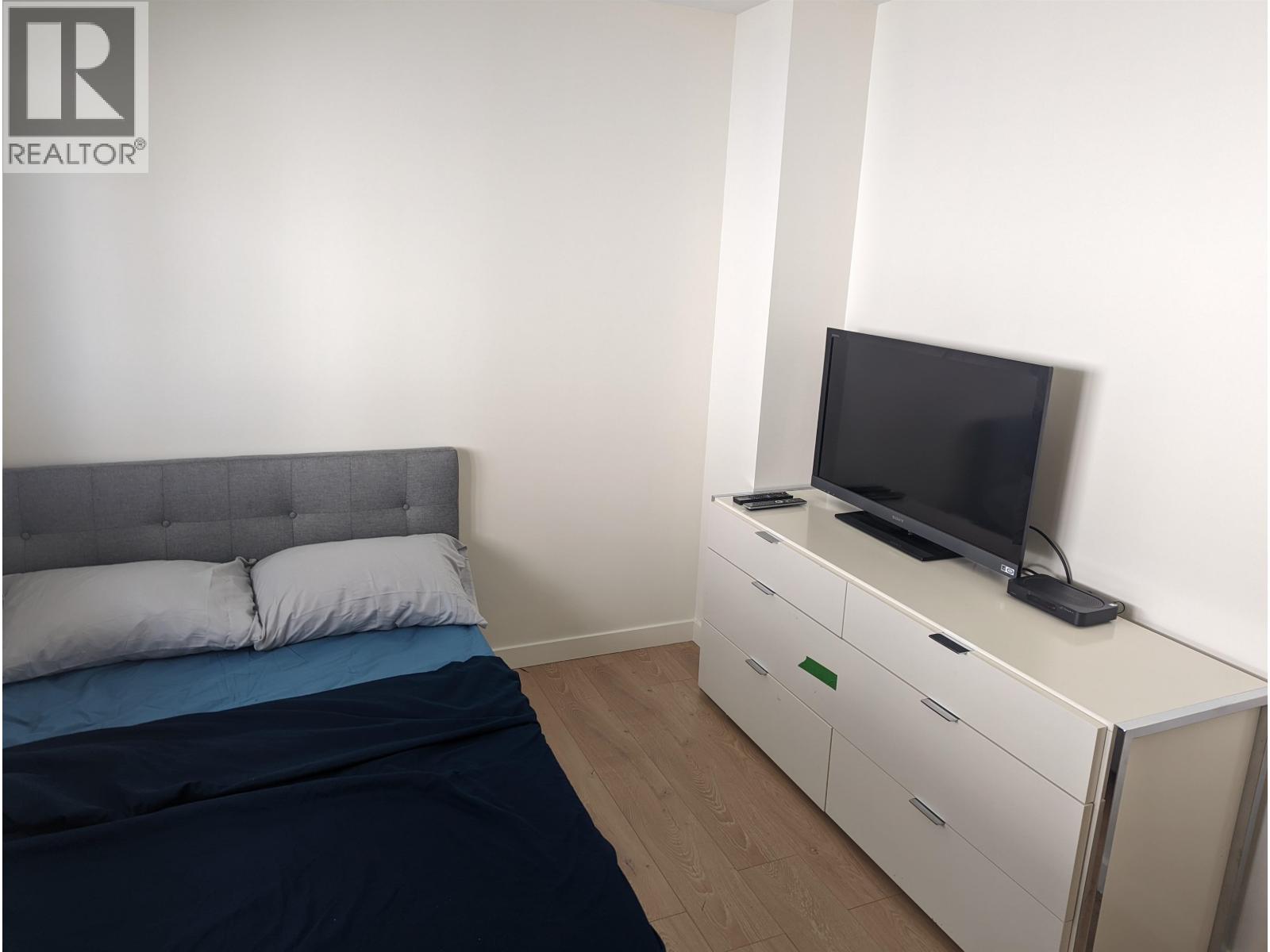 5395 GEORGIA STREET, Burnaby