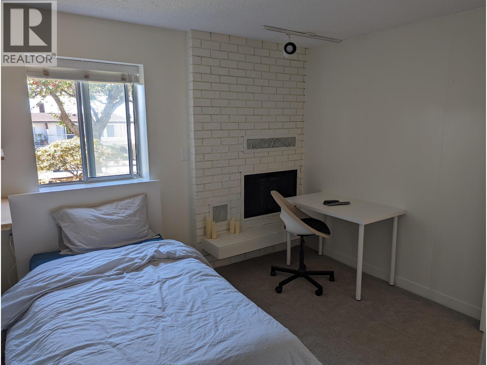 5395 GEORGIA STREET, Burnaby