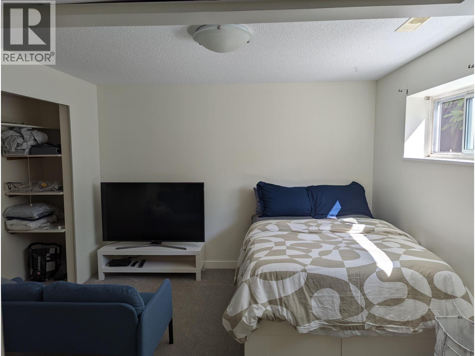 5395 GEORGIA STREET, Burnaby