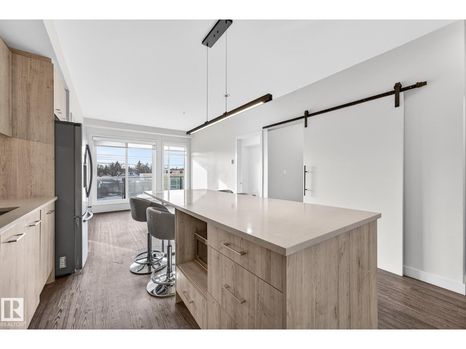 #304 10837 83 AV NW, Edmonton