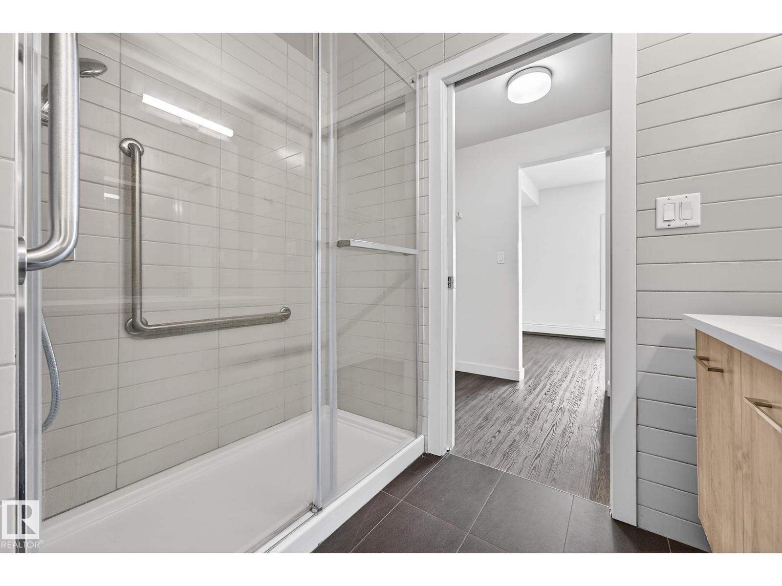 #304 10837 83 AV NW, Edmonton