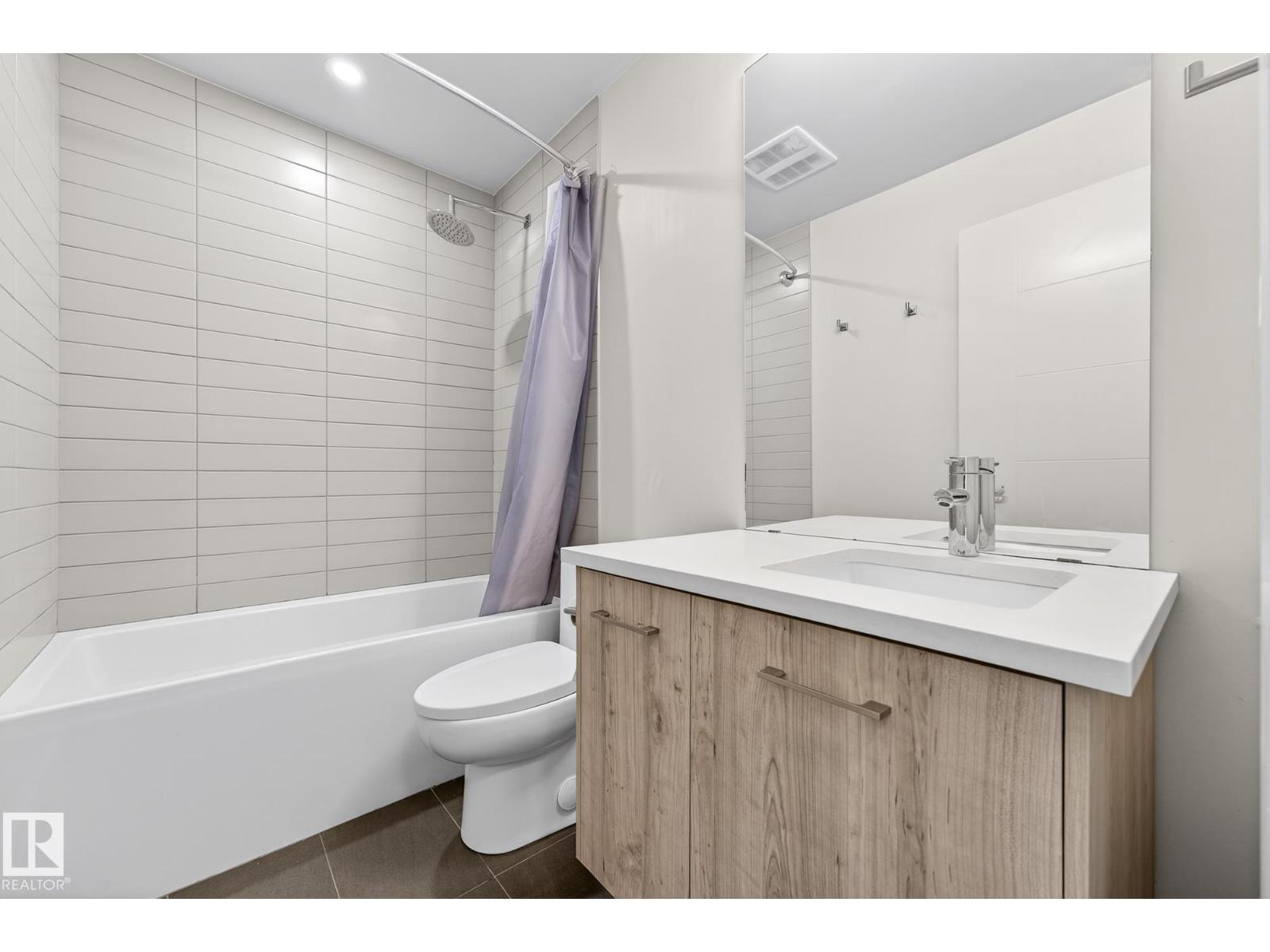 #304 10837 83 AV NW, Edmonton