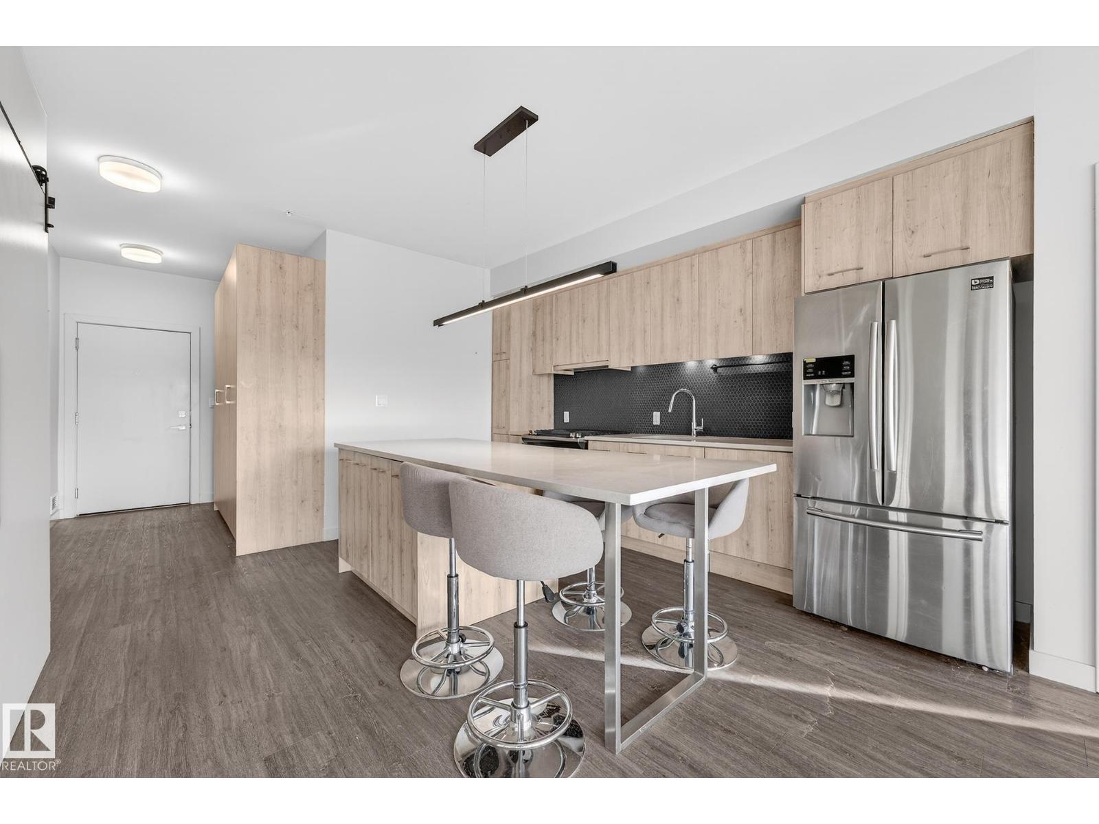 #304 10837 83 AV NW, Edmonton