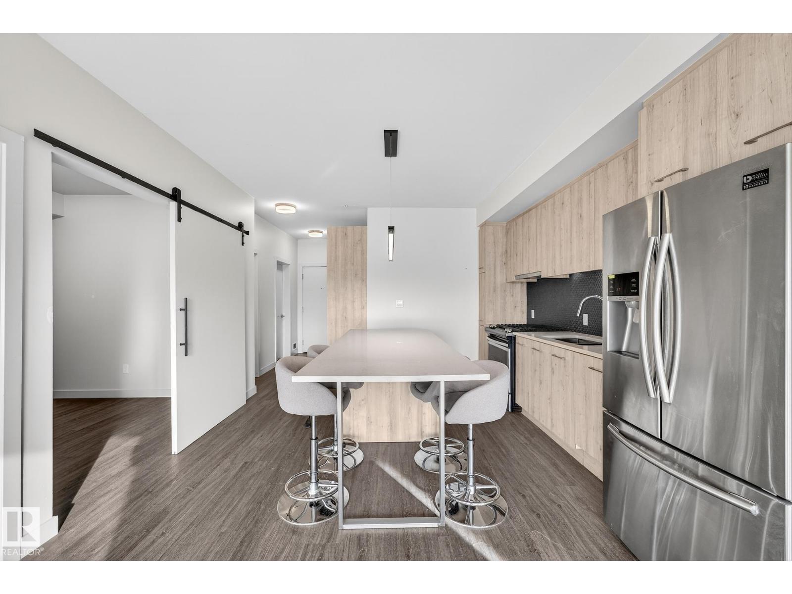 #304 10837 83 AV NW, Edmonton