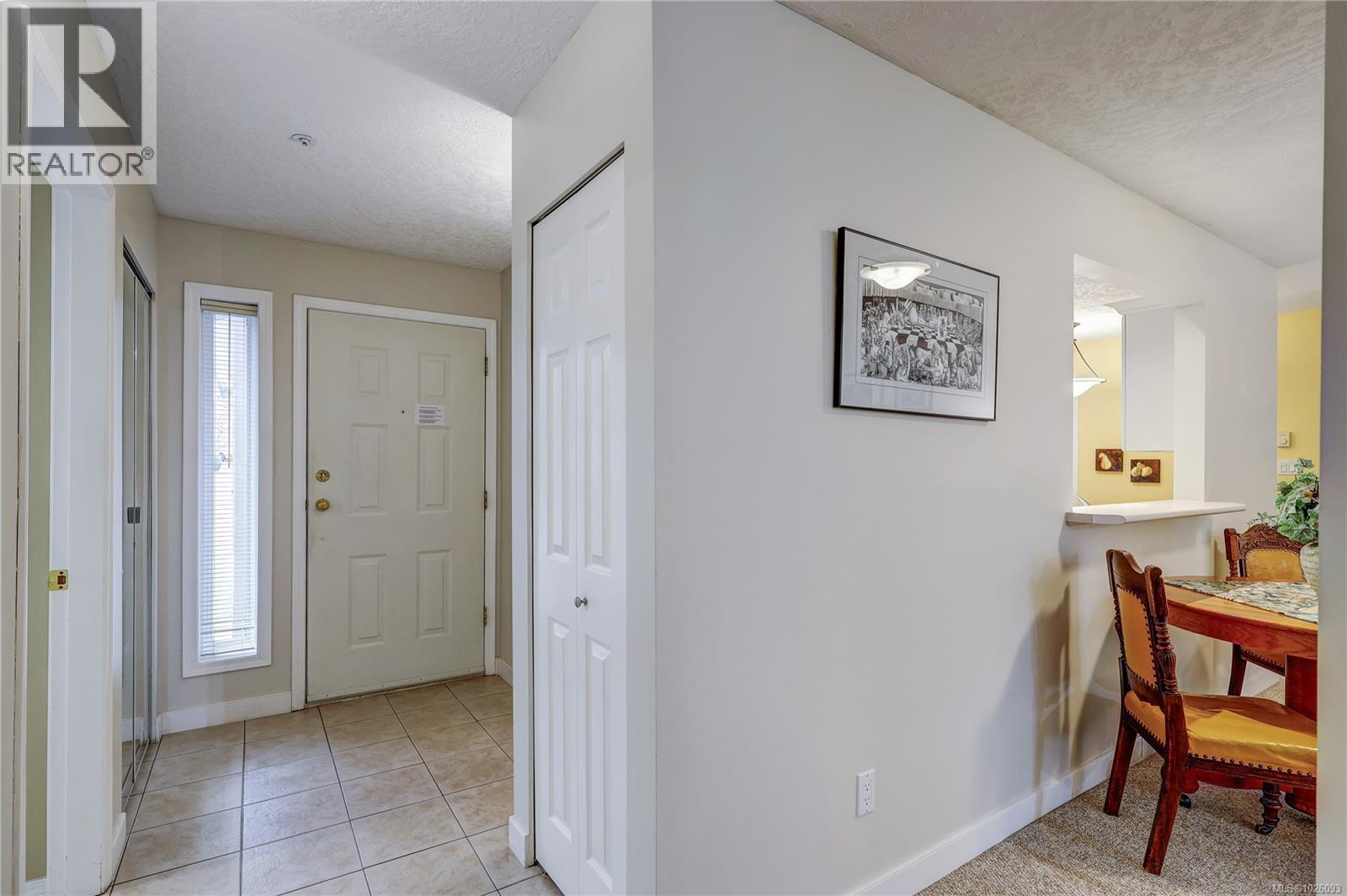 #10 571 BRADLEY ST - 23