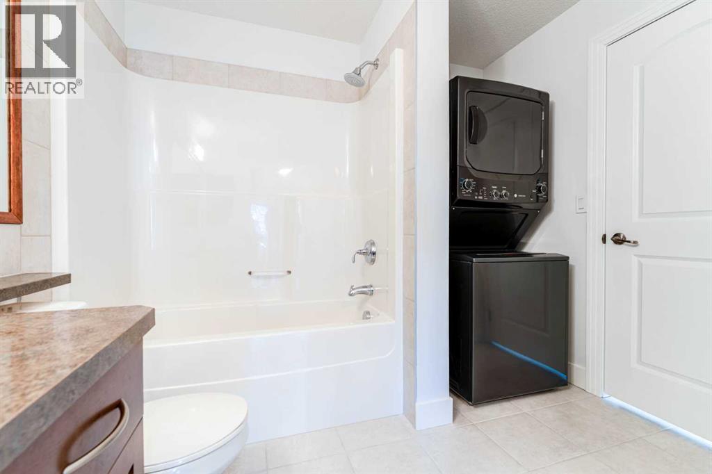 Single Family House for Sale in   Royal Oak Plaza NW Royal Oak Calgary 