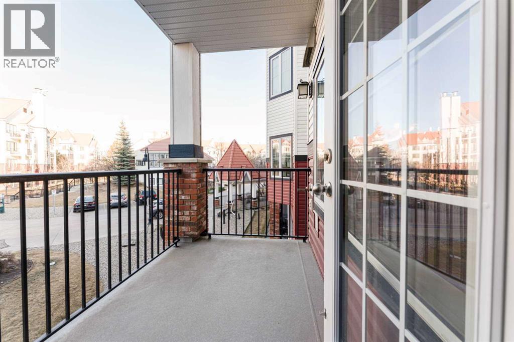 Single Family House for Sale in   Royal Oak Plaza NW Royal Oak Calgary 