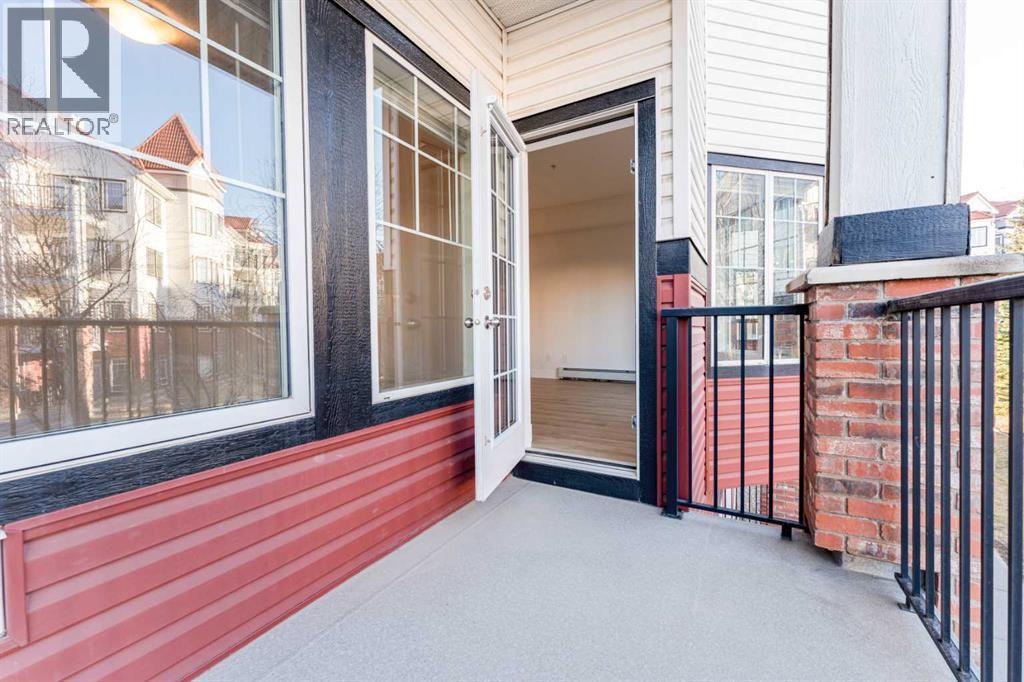 Single Family House for Sale in   Royal Oak Plaza NW Royal Oak Calgary 