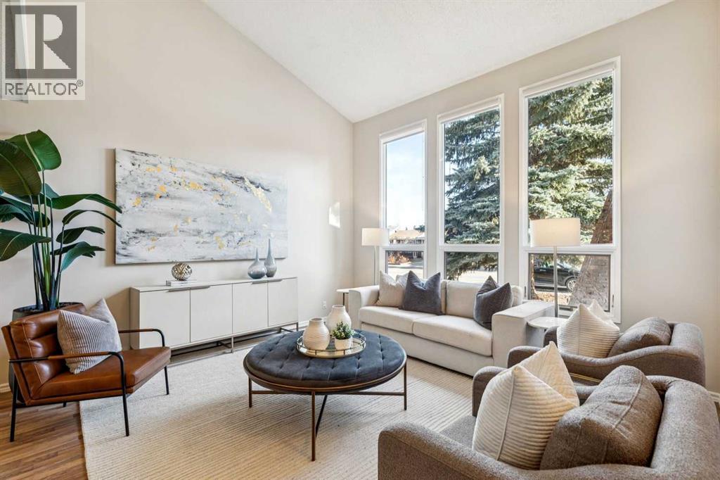 Single Family House for Sale in  OAKWOOD DRIVE  SW Oakridge Calgary 