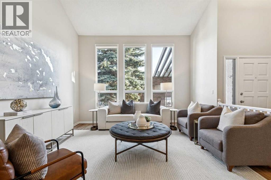 Single Family House for Sale in  OAKWOOD DRIVE  SW Oakridge Calgary 