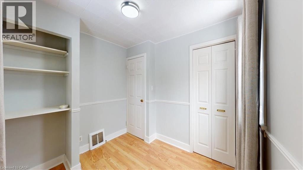 22 BROADVIEW AVENUE - 20