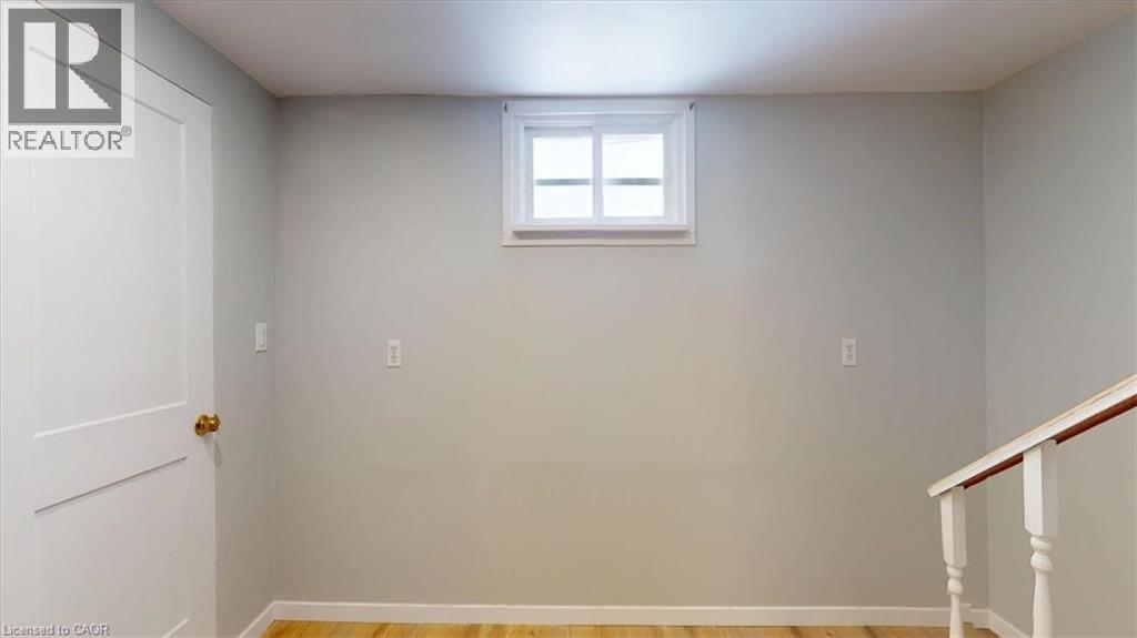 22 BROADVIEW AVENUE - 28
