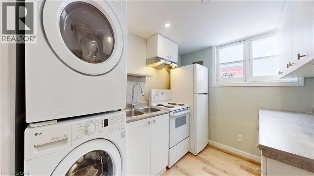 22 BROADVIEW AVENUE - 36