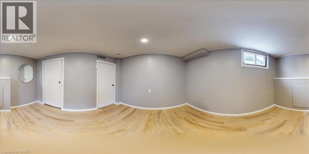 22 BROADVIEW AVENUE - 48