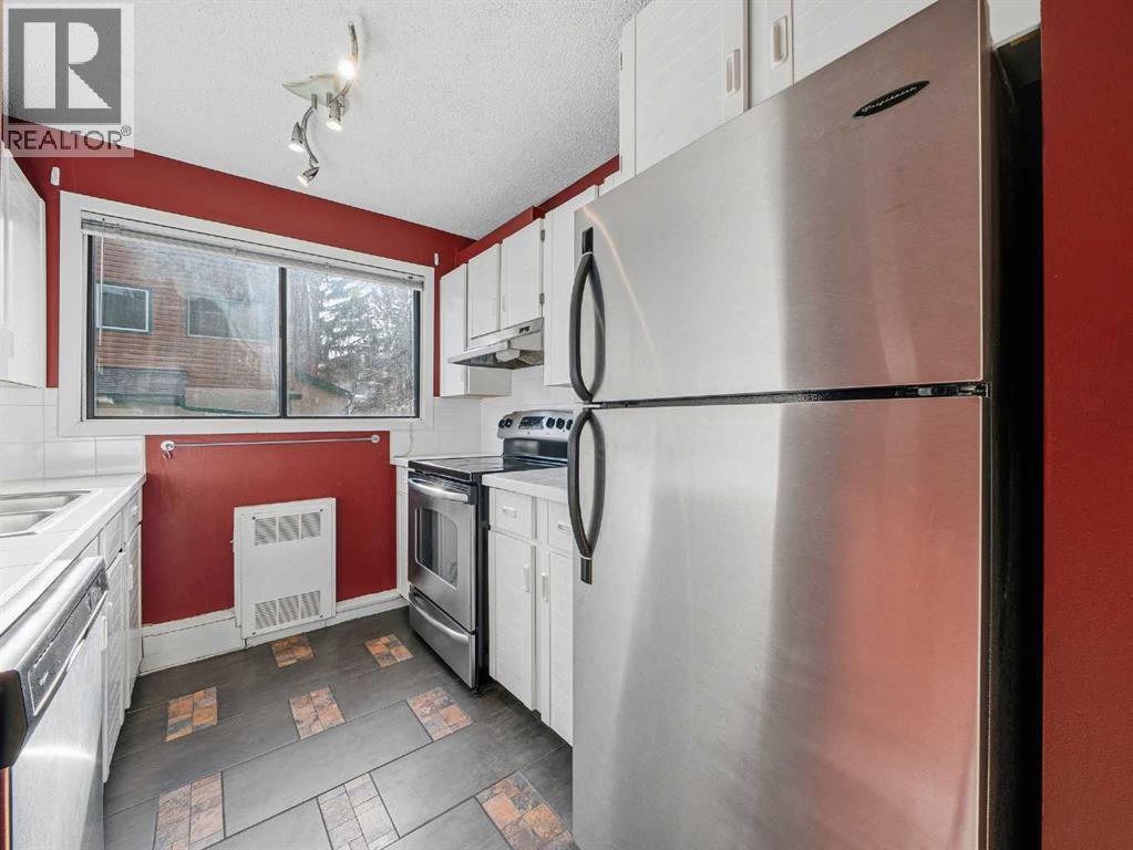 Single Family House for Sale in    Street SW Bankview Calgary 