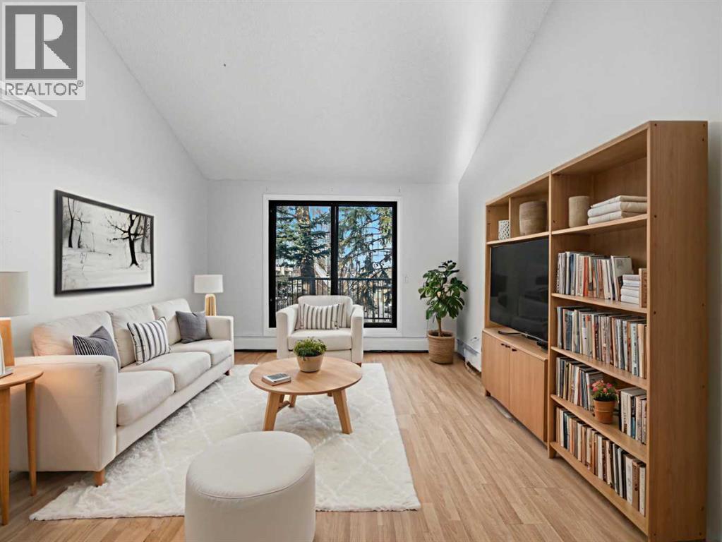 Single Family House for Sale in    Street SW Bankview Calgary 