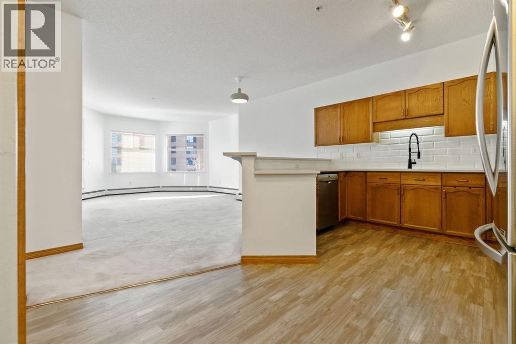 Single Family House for Sale in   Lincoln Way SW Lincoln Park Calgary 